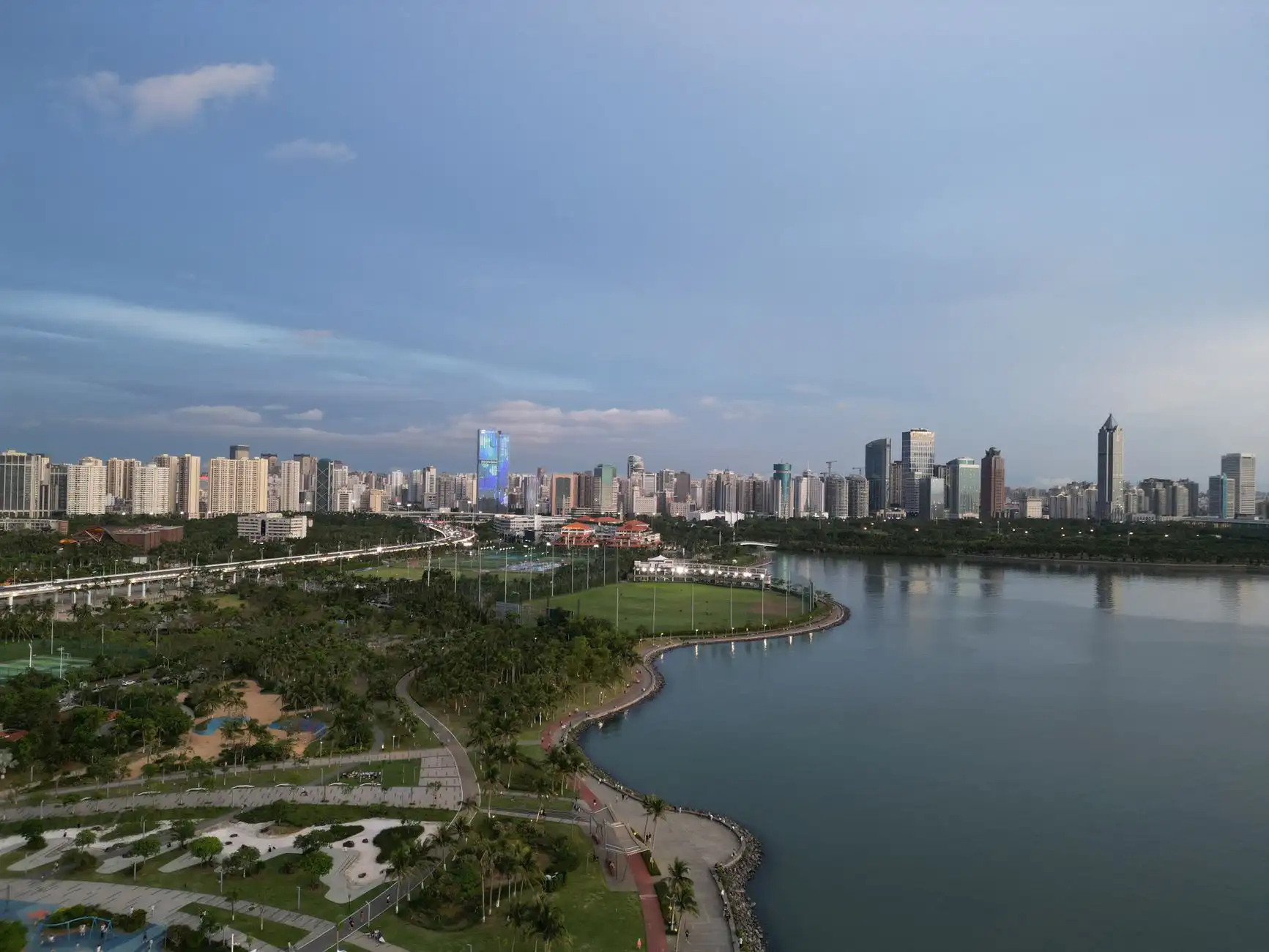2025年海南政企数字化转型趋势与软件系统集成要点分析正文配图 1
